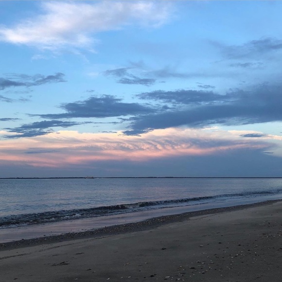 Meet your Posher, Kayla - Picture 1 of 1